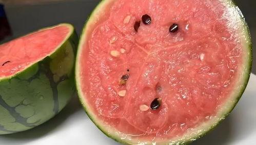 怎么挑选吃瓜,如何挑选新鲜美味吃瓜攻略  第1张